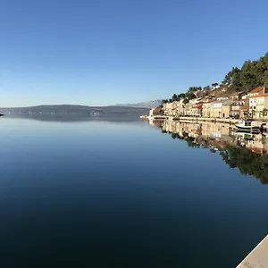 Novigrad Apartment